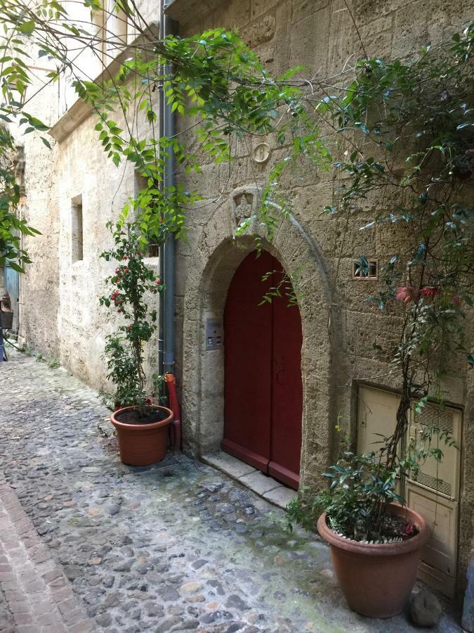 La Porte Rouge Pézenas Exterior photo