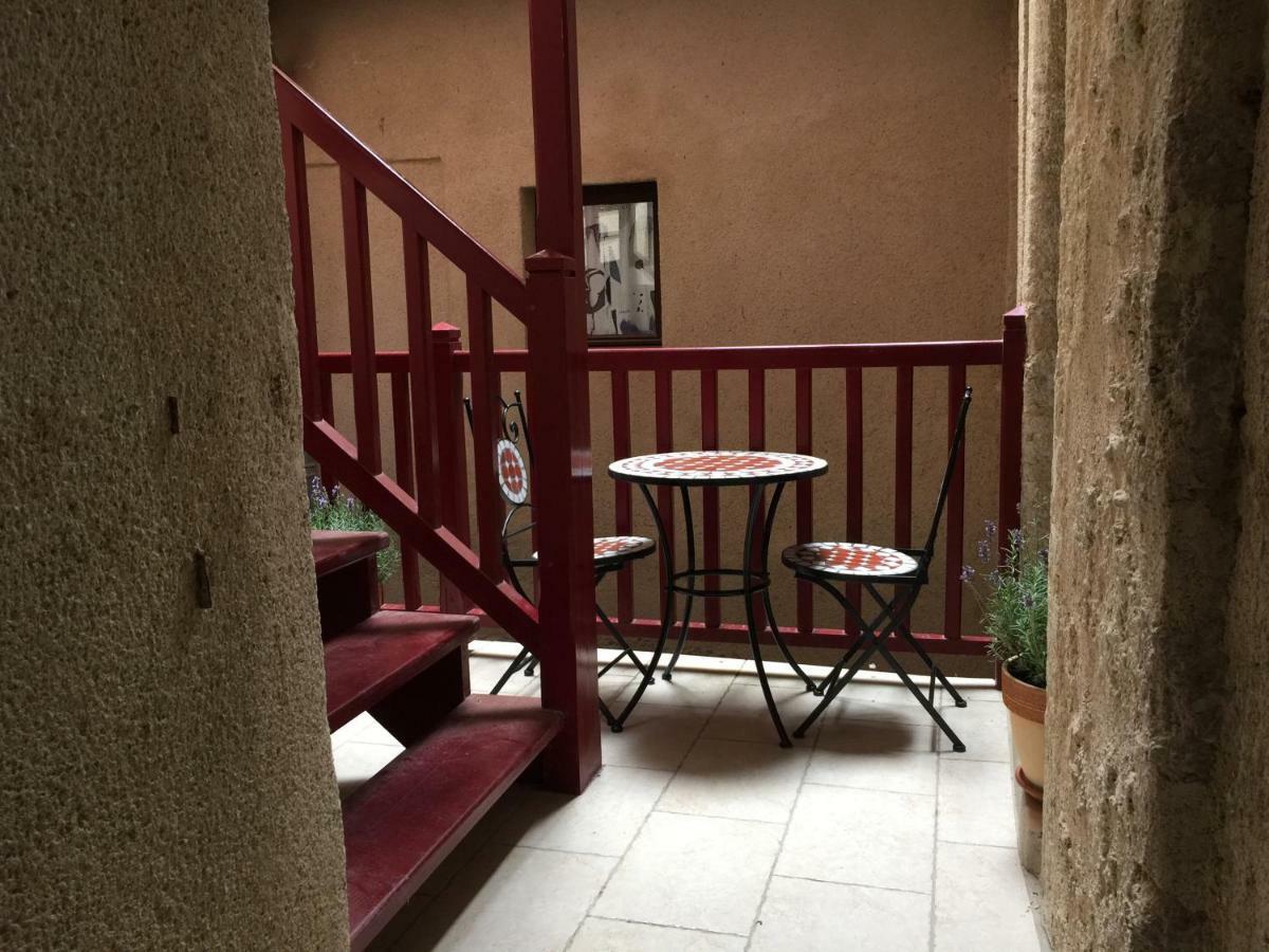 La Porte Rouge Pézenas Exterior photo